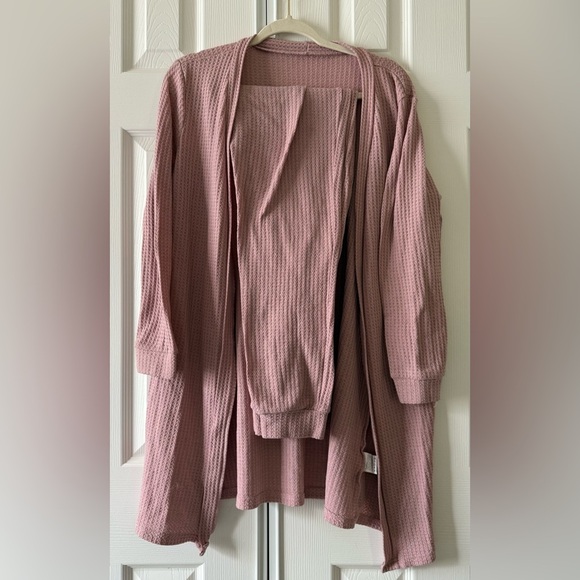 Beautiful Tan Pink Cardigan and Pants Set Size Small - Picture 1 of 3